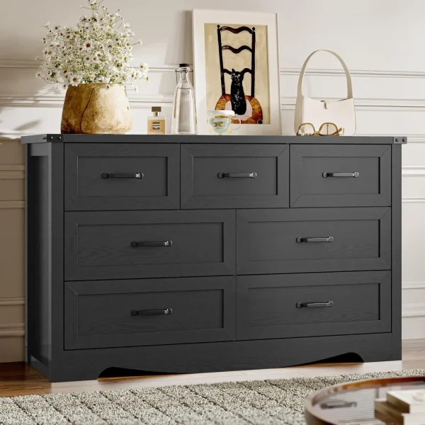 Modern Wooden 7-Drawer Dresser for Bedroom